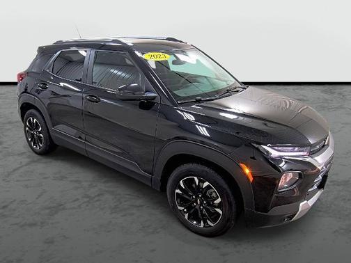 Mosaic Black Metallic 2023 Chevrolet Trailblazer LT