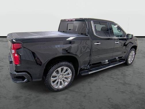 Black 2021 Chevrolet Silverado 1500 High Country