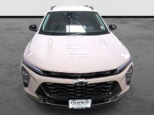 White Sand 2026 Chevrolet Trax ACTIV