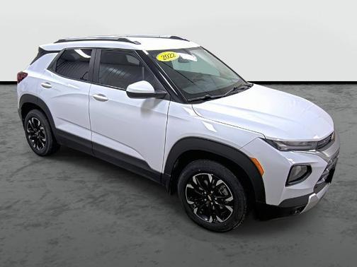 Summit White 2022 Chevrolet Trailblazer LT