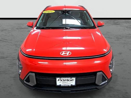 Orange Pearl 2025 Hyundai KONA SEL