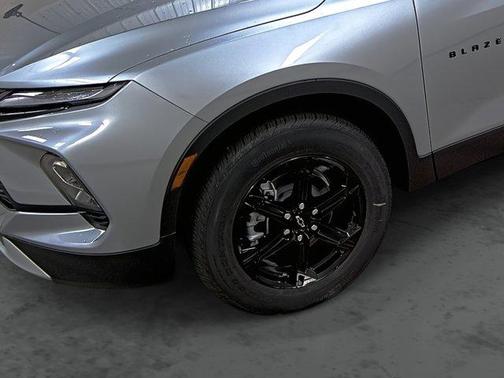 Sterling Gray Metallic 2026 Chevrolet Blazer LT