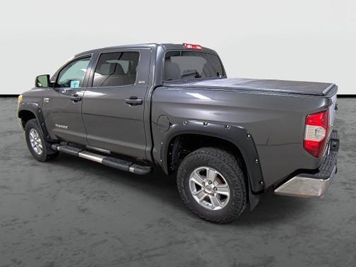 2015 Toyota Tundra SR5
