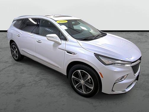 2022 Buick Enclave Essence