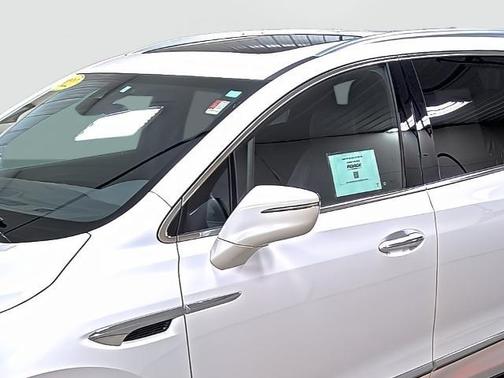 White Frost Tri-Coat 2022 Buick Enclave Essence