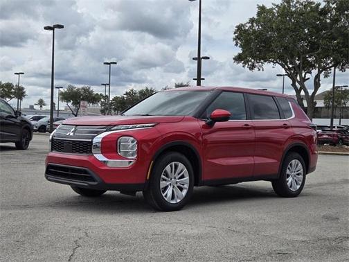 2025 Mitsubishi Outlander ES