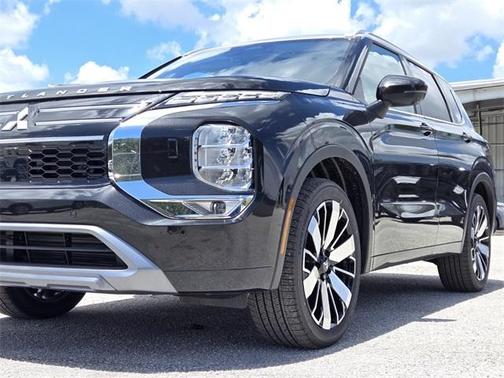 2025 Mitsubishi Outlander Platinum Edition