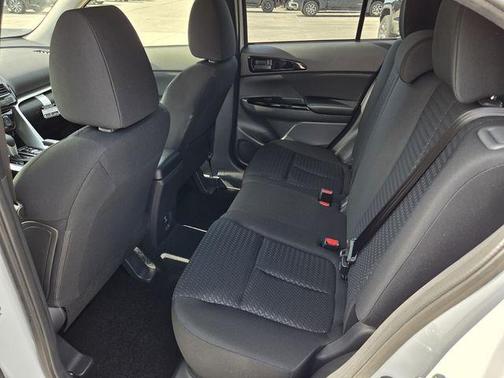 Diamond White 2026 Mitsubishi Eclipse Cross LE