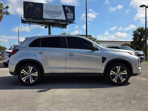 Alloy Silver Metallic 2020 Mitsubishi Outlander Sport 2.0 SE