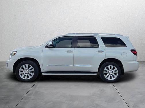 Blizzard Pearl 2020 Toyota Sequoia Platinum
