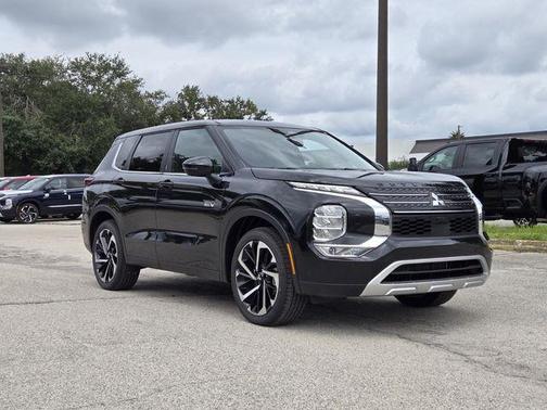 2025 Mitsubishi Outlander PHEV SE