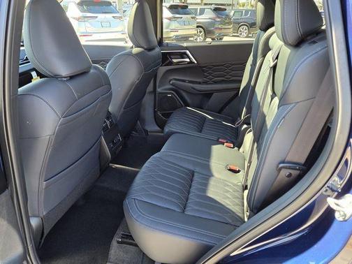 2026 Mitsubishi Outlander SEL