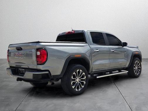 Sterling 2024 GMC Canyon Denali