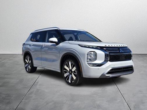 2026 Mitsubishi Outlander SEL