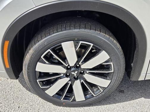 Silver Alloy 2026 Mitsubishi Outlander SEL