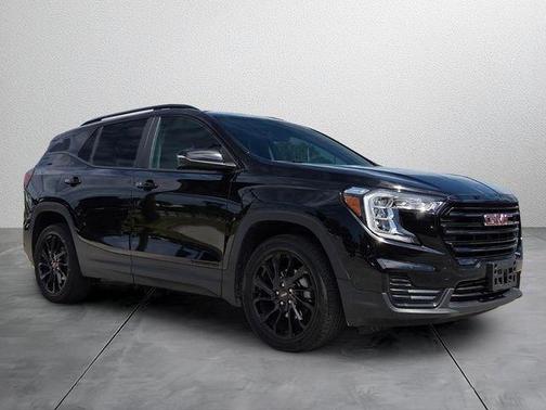 Ebony Twilight Metallic 2023 GMC Terrain SLE