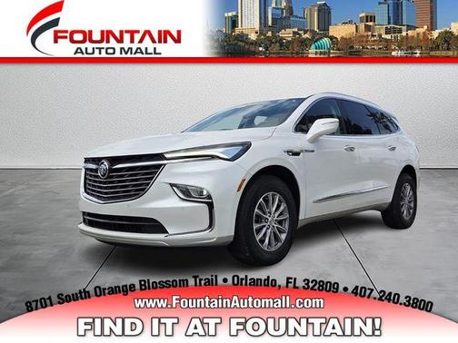 2023 Buick Enclave Essence