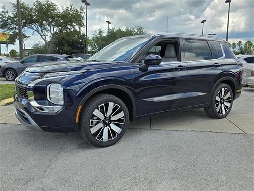 2025 Mitsubishi Outlander SEL