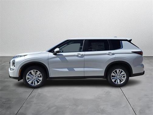 2026 Mitsubishi Outlander ES