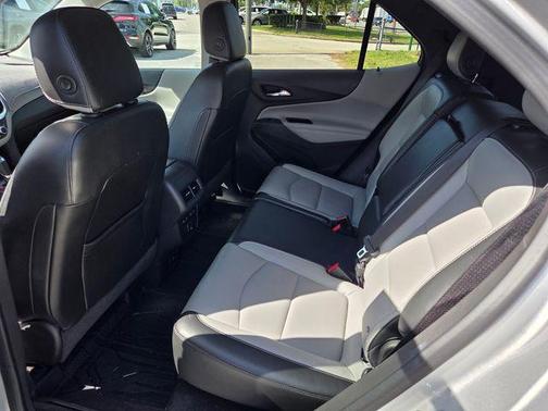 Silver Ice Metallic 2020 Chevrolet Equinox Premier w/2LZ
