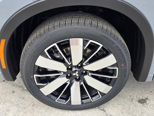 Gray 2026 Mitsubishi Outlander SEL