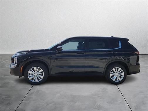 2025 Mitsubishi Outlander ES