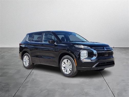 2025 Mitsubishi Outlander ES