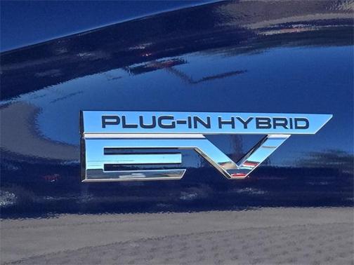 2025 Mitsubishi Outlander PHEV SE