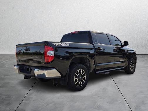 Black 2017 Toyota Tundra SR5