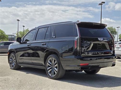 2023 Cadillac Escalade Sport