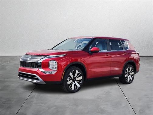 2025 Mitsubishi Outlander SE