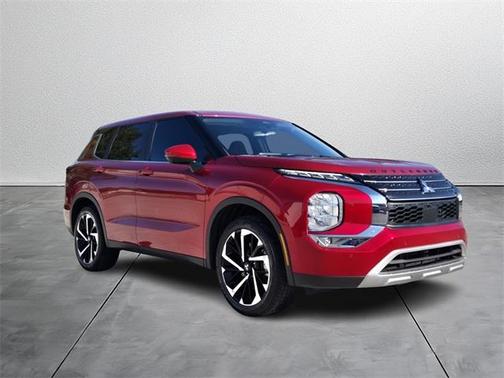 2022 Mitsubishi Outlander SE