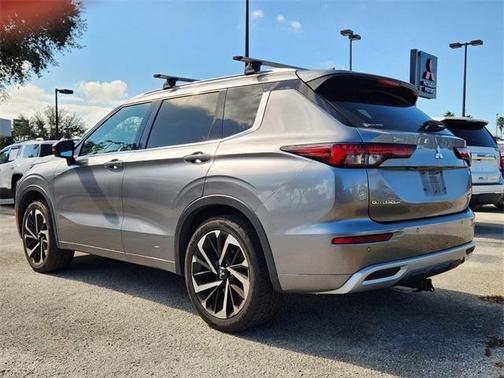 2022 Mitsubishi Outlander SEL