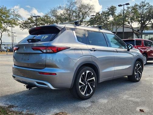 2022 Mitsubishi Outlander SEL