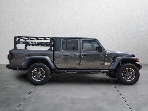 Granite Crystal Clearcoat Metallic 2020 Jeep Gladiator Overland