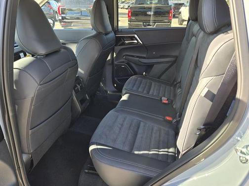 Gray 2026 Mitsubishi Outlander SE