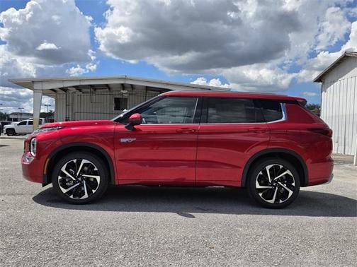 2025 Mitsubishi Outlander PHEV SEL