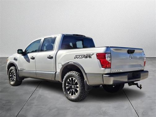 2017 Nissan Titan PRO-4X