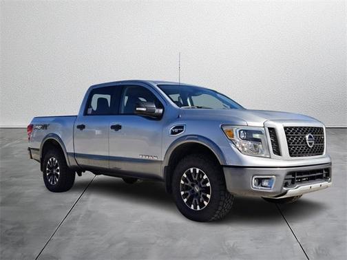 2017 Nissan Titan PRO-4X