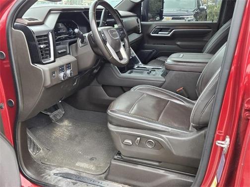 2024 GMC Sierra 2500 Denali