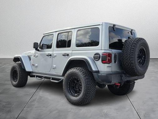 Silver Zynith Clearcoat 2024 Jeep Wrangler Rubicon