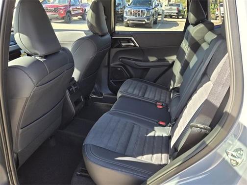 2026 Mitsubishi Outlander Trail Edition