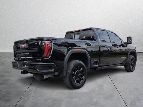 Onyx Black 2024 GMC Sierra 3500 AT4