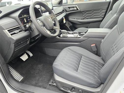 2026 Mitsubishi Outlander SEL