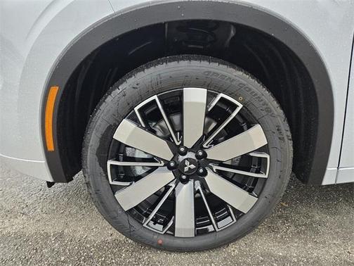 2026 Mitsubishi Outlander SEL