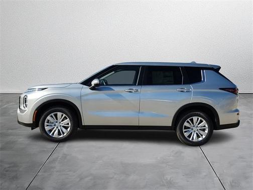 2025 Mitsubishi Outlander ES