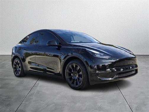 2025 Tesla Model Y Long Range