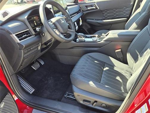 2026 Mitsubishi Outlander SEL