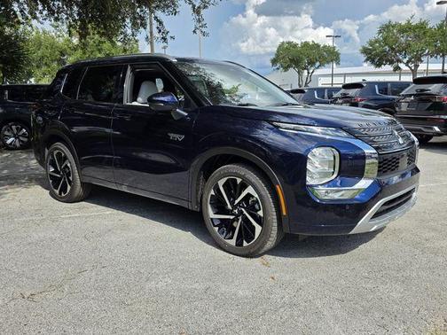 2025 Mitsubishi Outlander PHEV SEL