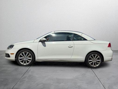 Candy White 2013 Volkswagen Eos Komfort